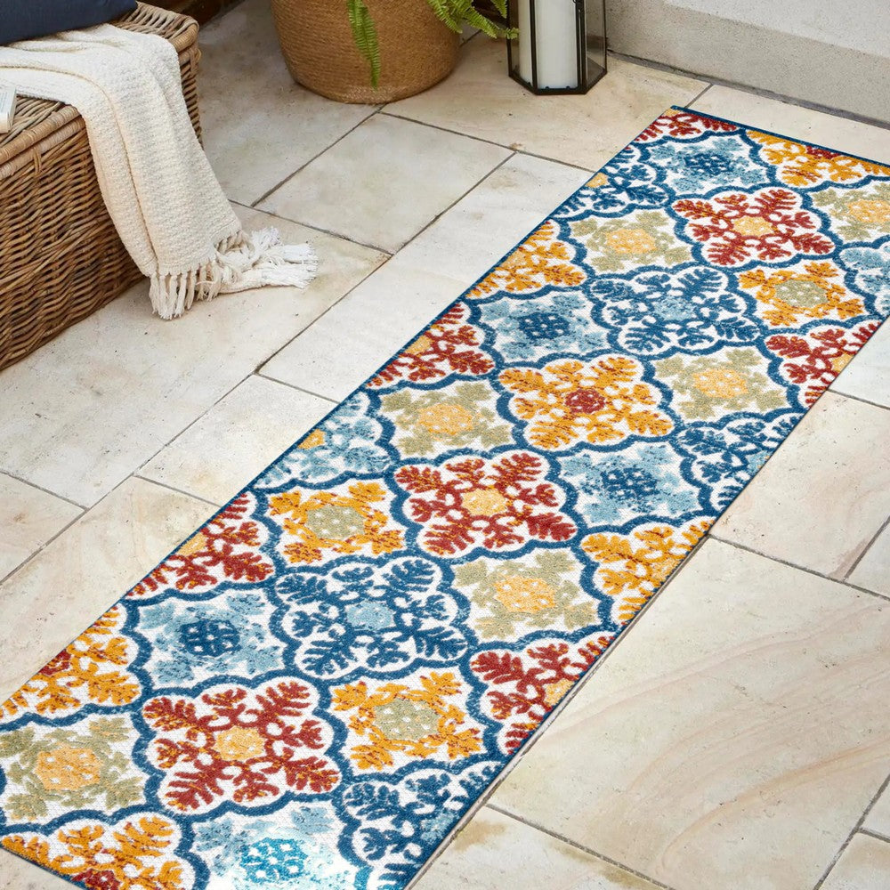 Hamilton Cassis Ornate Ogee Trellis Indoor/Outdoor Area Rug