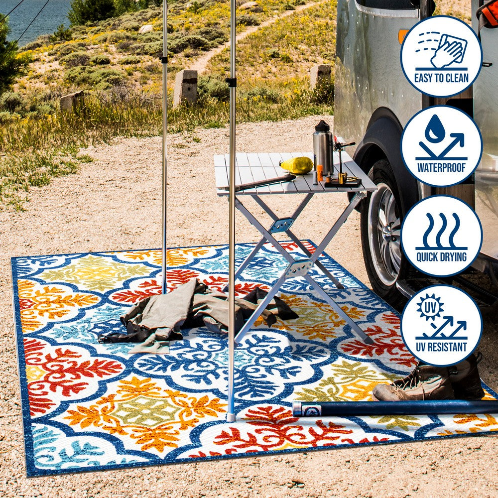 Hamilton Cassis Ornate Ogee Trellis Indoor/Outdoor Area Rug