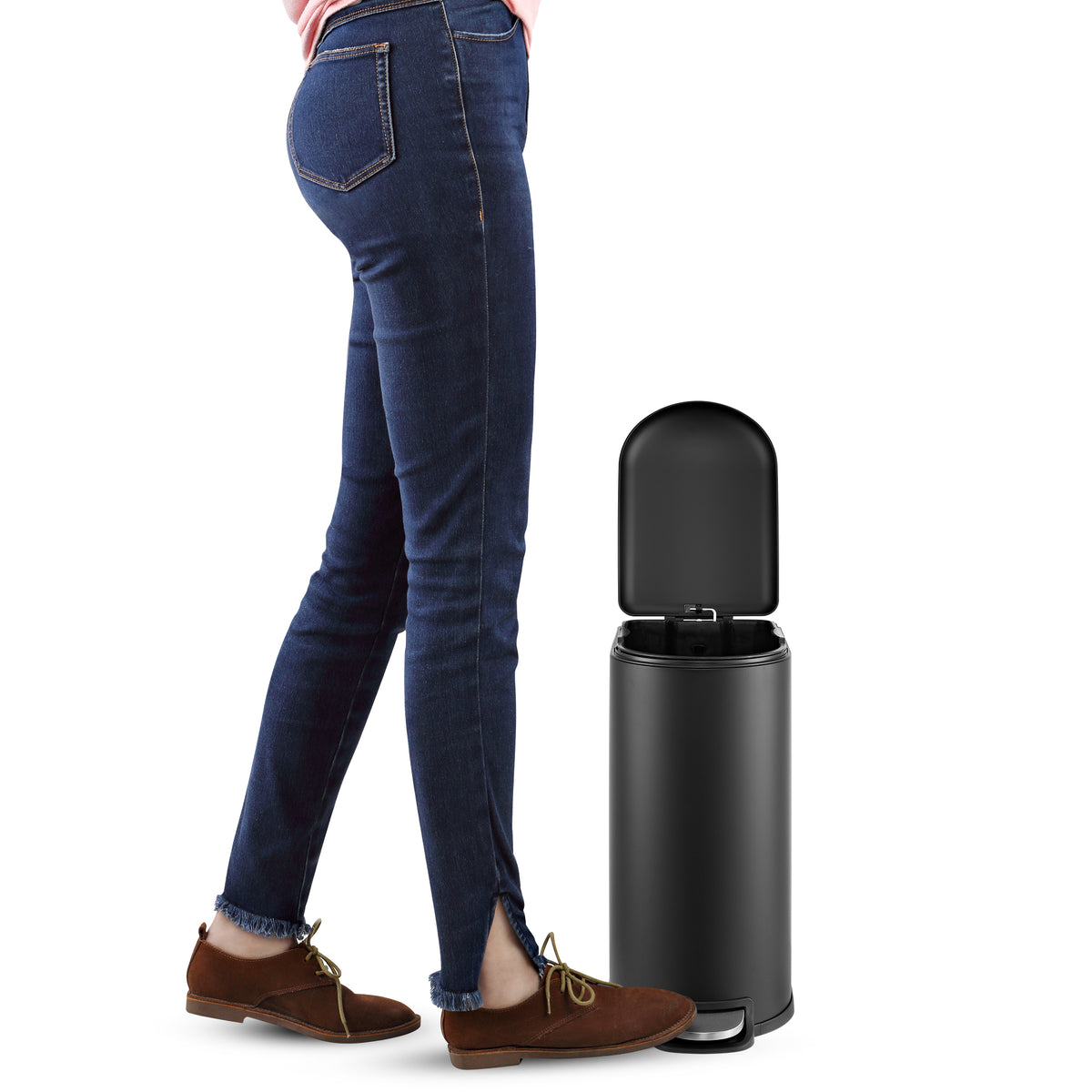 Rassol Mini 2.6-Gallon Step-Open Trash Can