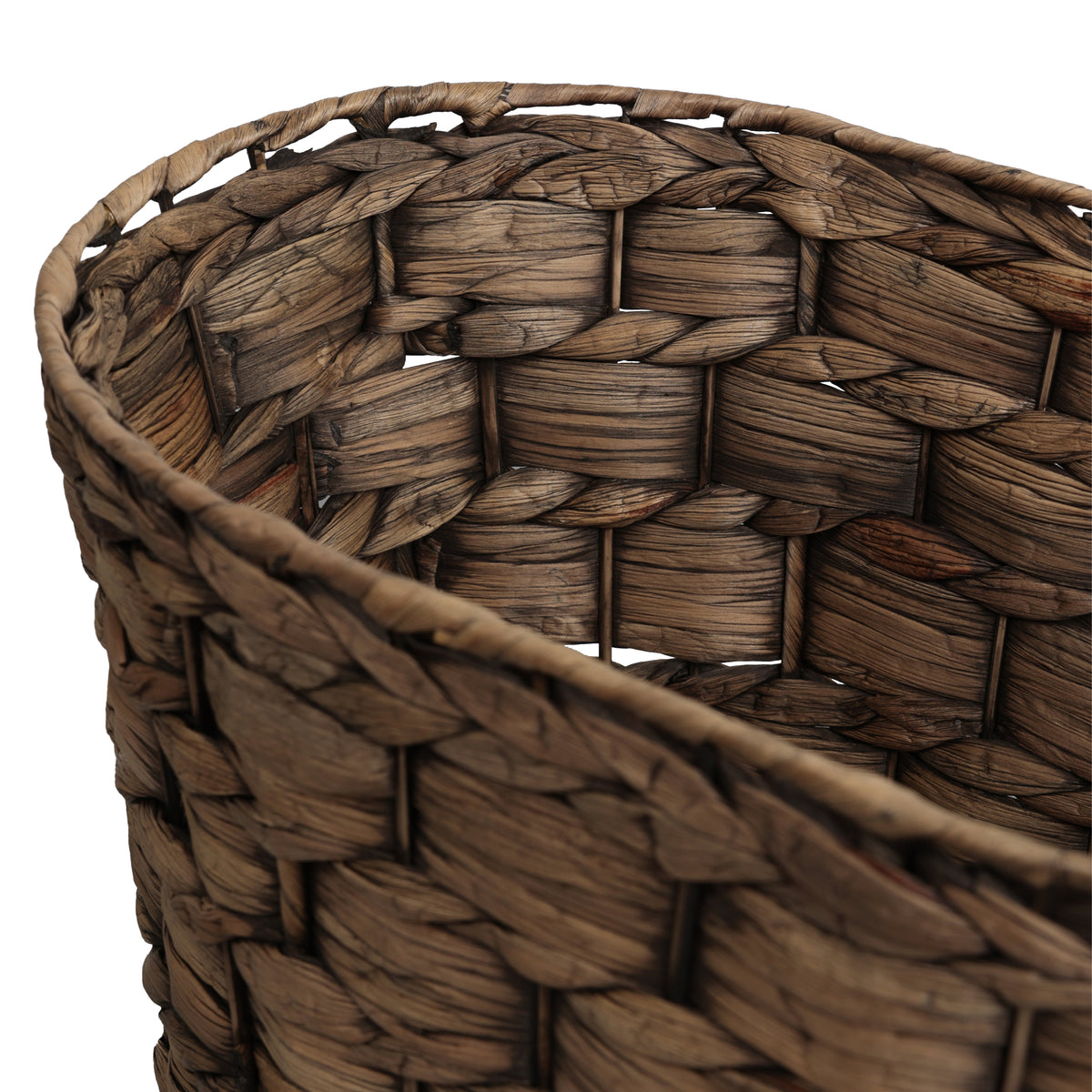Barkora Rustic Farmhouse Handwoven Water Hyacinth 4.5-Gallon Tapered Oval Wicker Watebasket