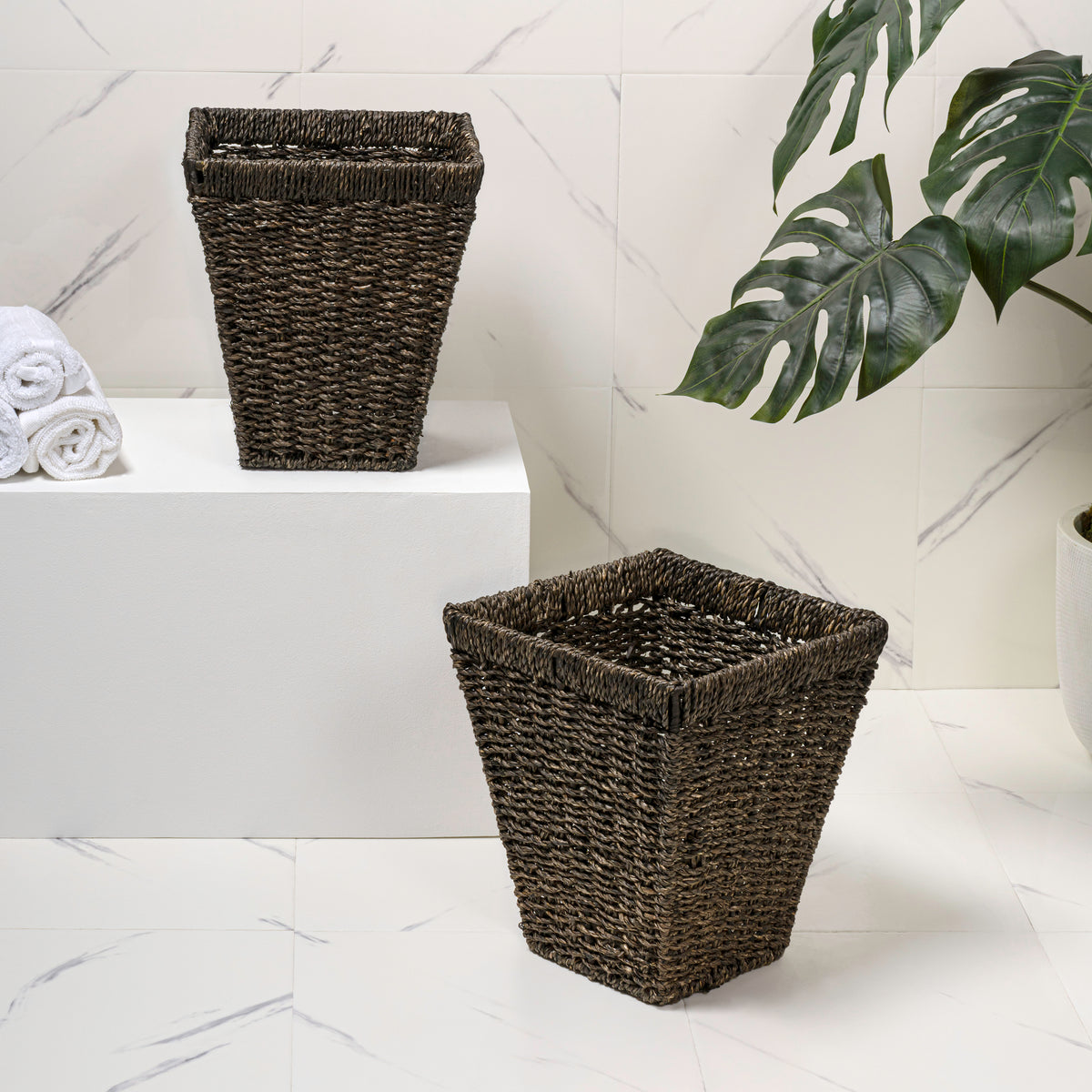Cliffora Rustic Bohemian Handwoven Seagrass 2.3-Gallon Tapered Square Wicker Watebasket
