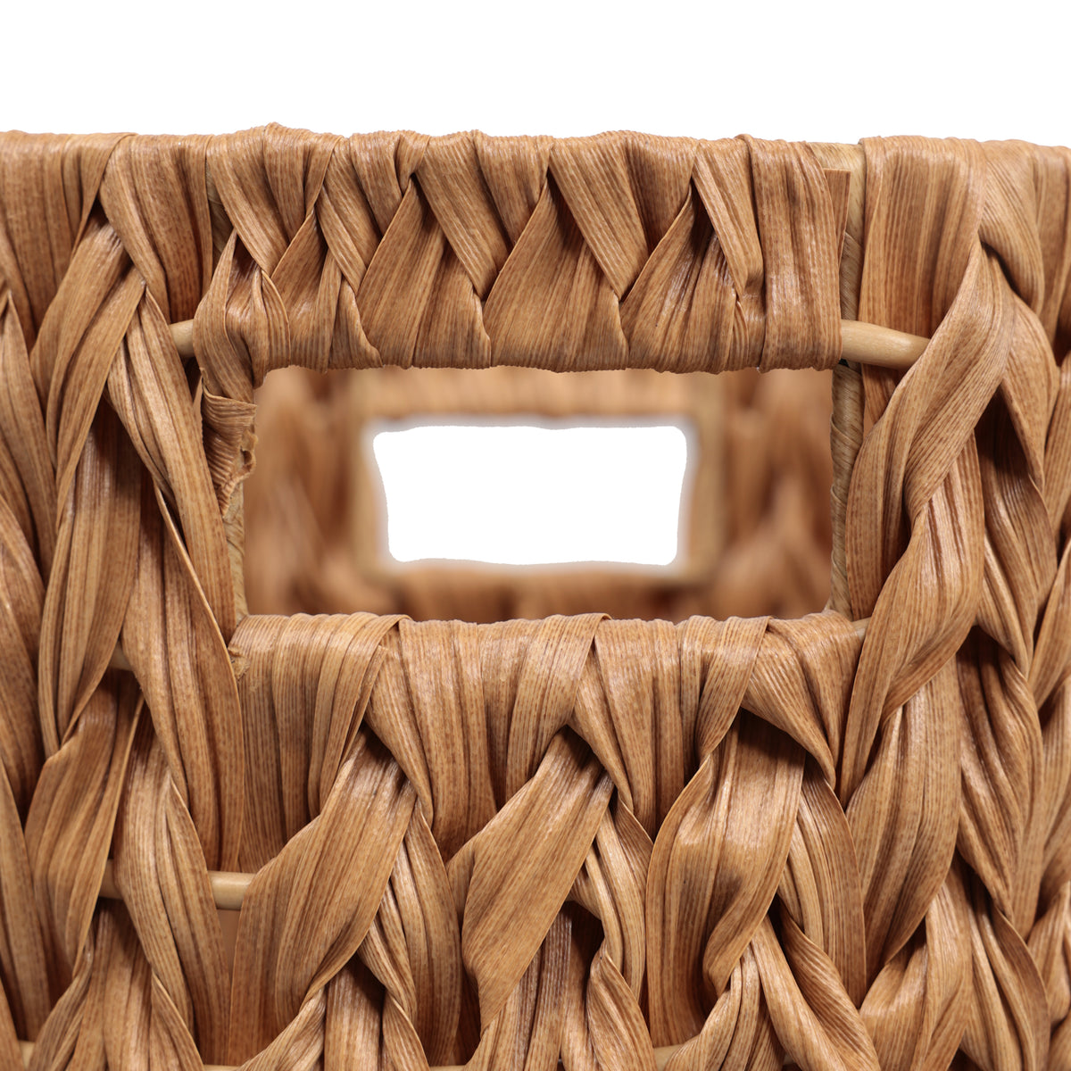 Aurelyn Contemporary Farmhouse Resin 4.5-Gallon Tapered Oval Wicker Watebasket with Handles