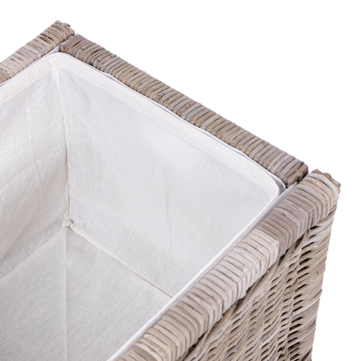 Elijah 30" Wicker Storage Trunk
