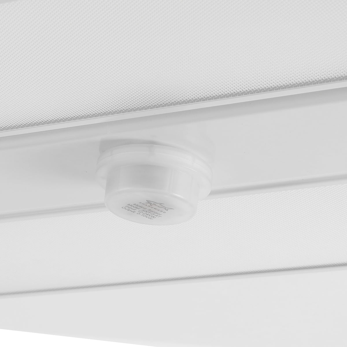 Abra 23.75 in. 220-Watt Integrated LED Motion Sensor Shop Light with 28600 Lumens 5000K, White