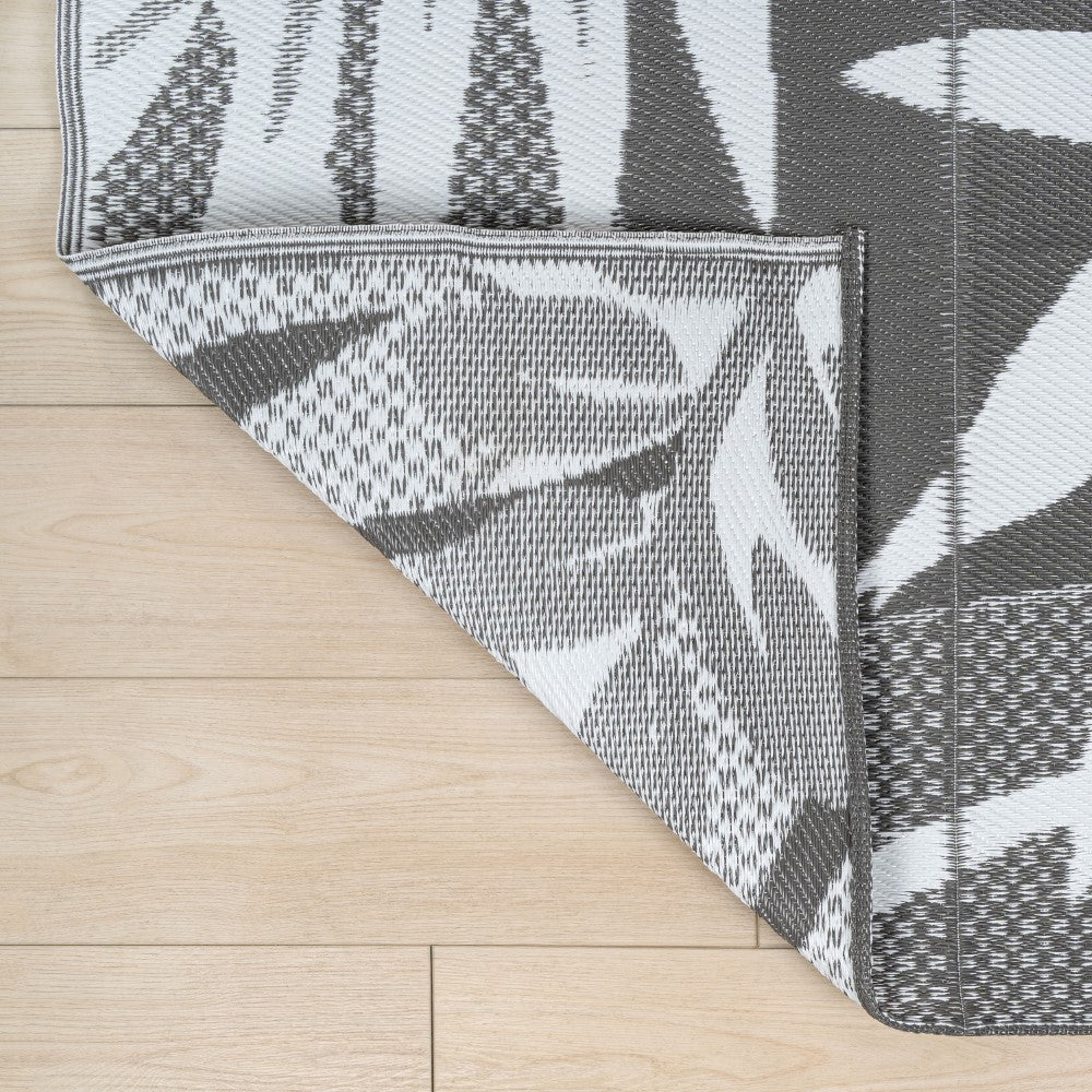 Rivermoss Classic Botanical Foldable Waterproof Reversible Plastic Straw Area Rug