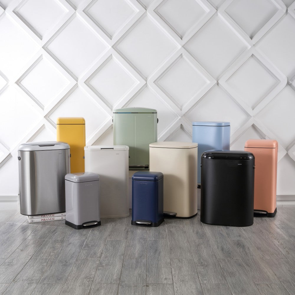 Abrahamus 30 Liter/8 Gallon Step-Open Trash Can