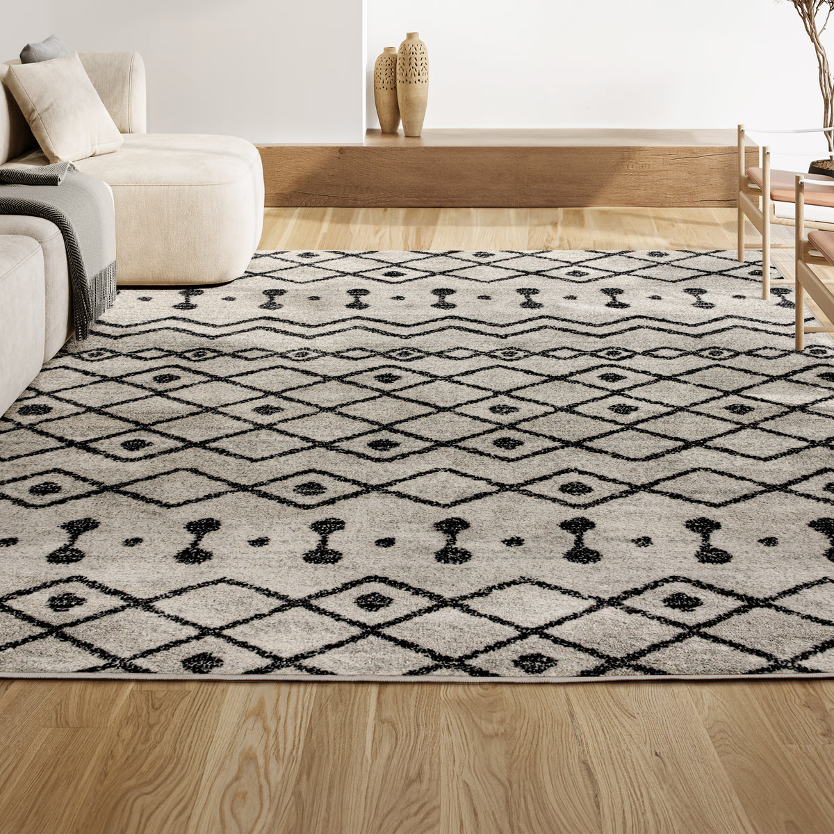 Tokyo Aksil Moroccan Beni Souk Area Rug