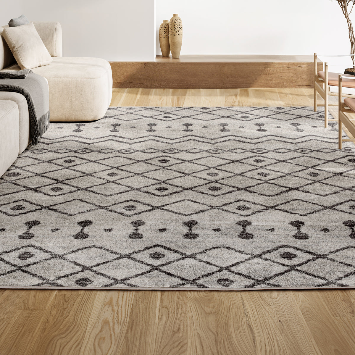 Tokyo Aksil Moroccan Beni Souk Area Rug