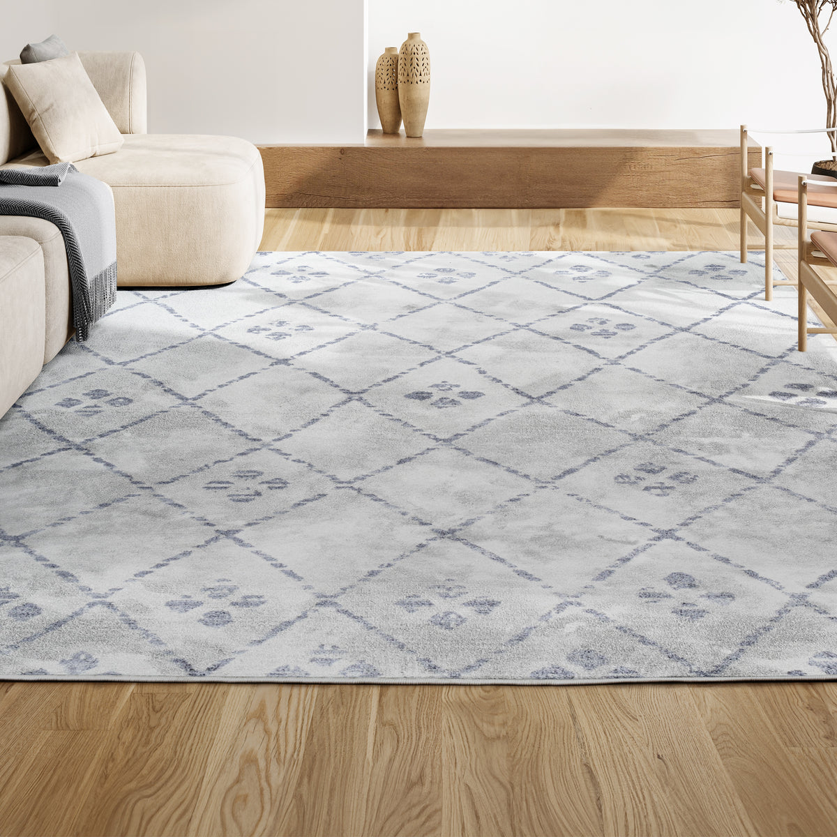 Ambrolauri Izil Moroccan Geometric Diamond Area Rug
