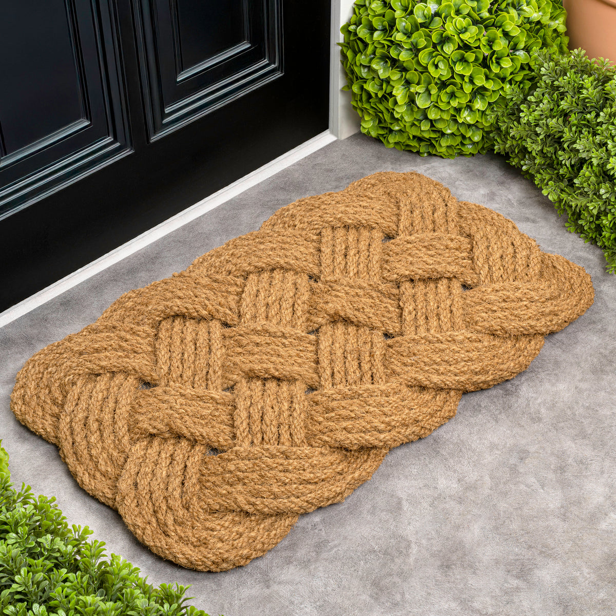 Ocean Classic Coastal Scalloped Basketweave Indoor/Outdoor Coir Mat