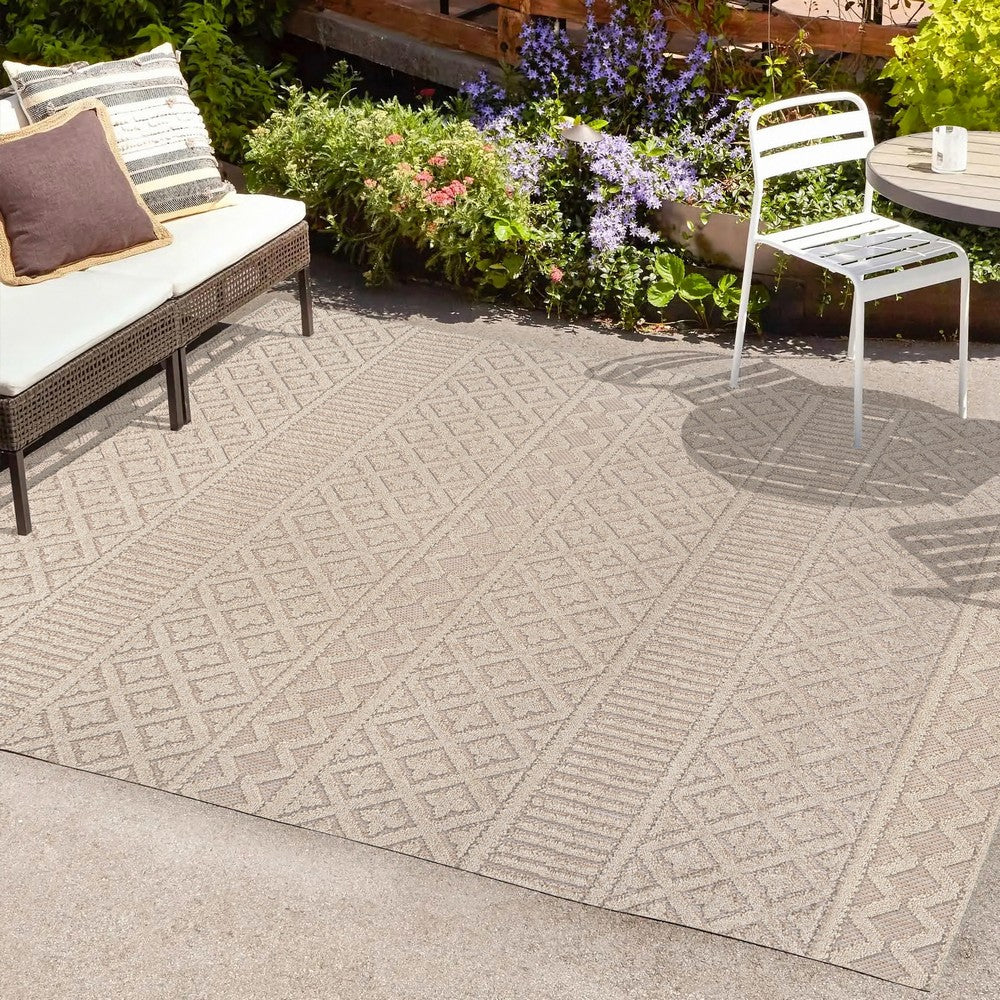 chevron High-Low Modern Trellis Geometric Indoor/Outdoor Area Rug
