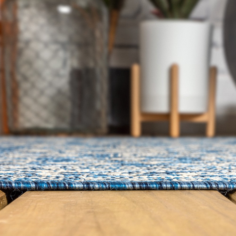 Luke Medallion Textured Weave Indoor/outdoor Runner Rug