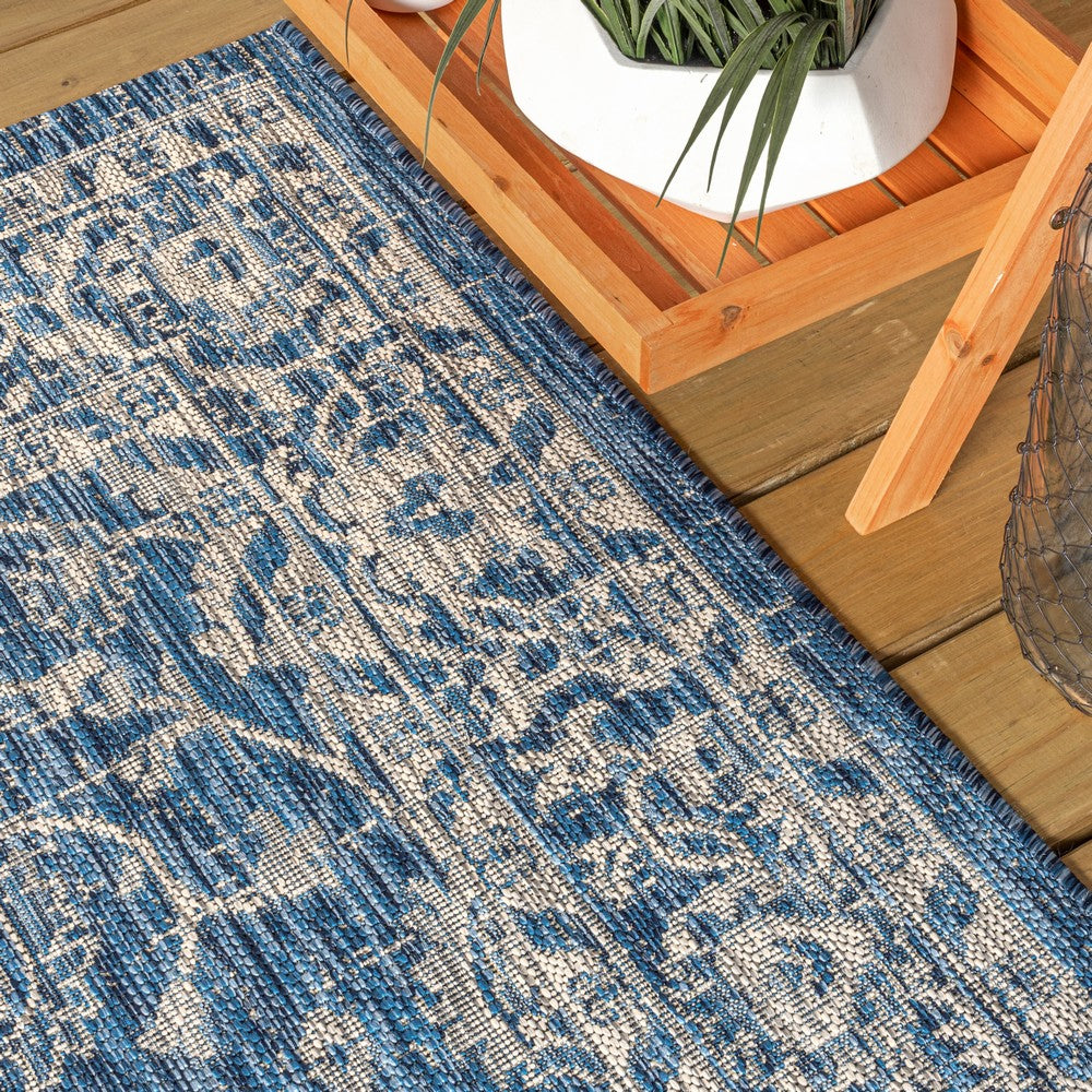 Huon Palazzo Vine and Border Indoor/Outdoor Area Rug