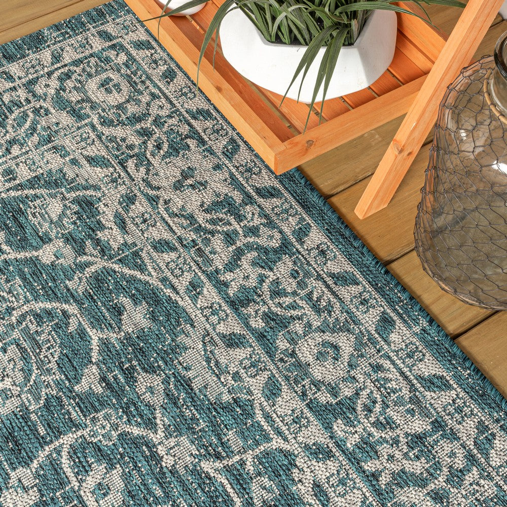 Huon Palazzo Vine and Border Indoor/Outdoor Area Rug