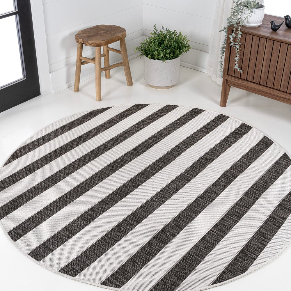 Rowena wide Stripe Indoor/outdoor Area Rug
