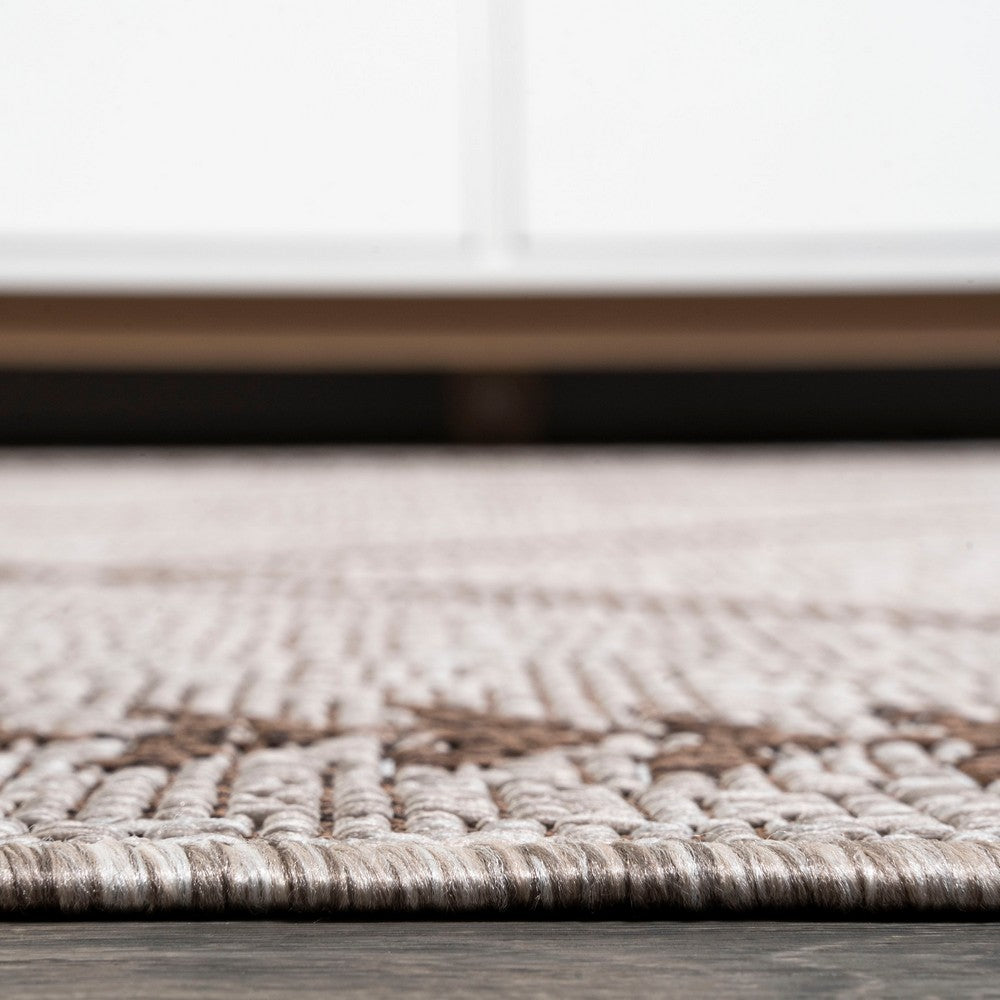 Gandra Derya Tribal Diamond Trellis Indoor/Outdoor Area Rug