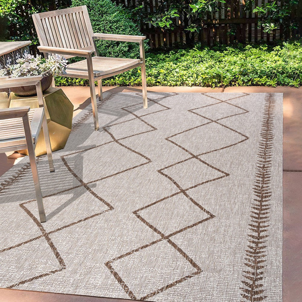 Gandra Derya Tribal Diamond Trellis Indoor/Outdoor Area Rug