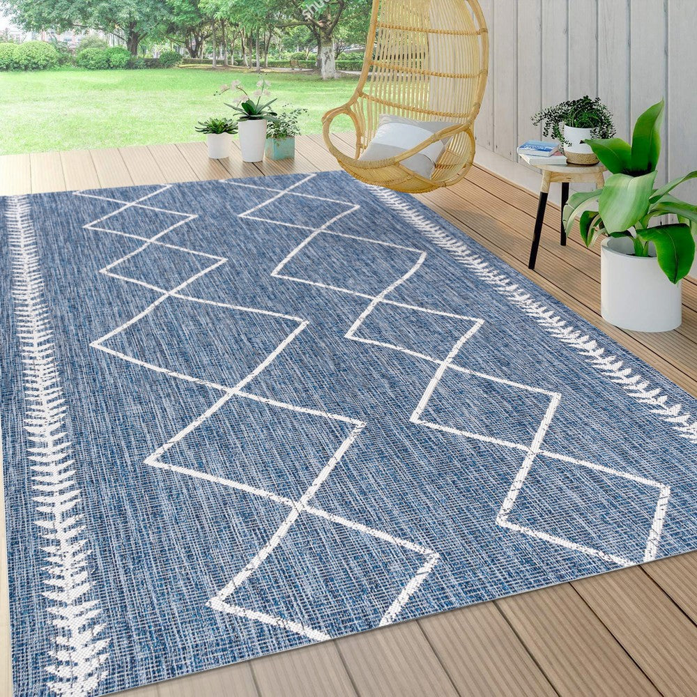 Gandra Derya Tribal Diamond Trellis Indoor/Outdoor Area Rug