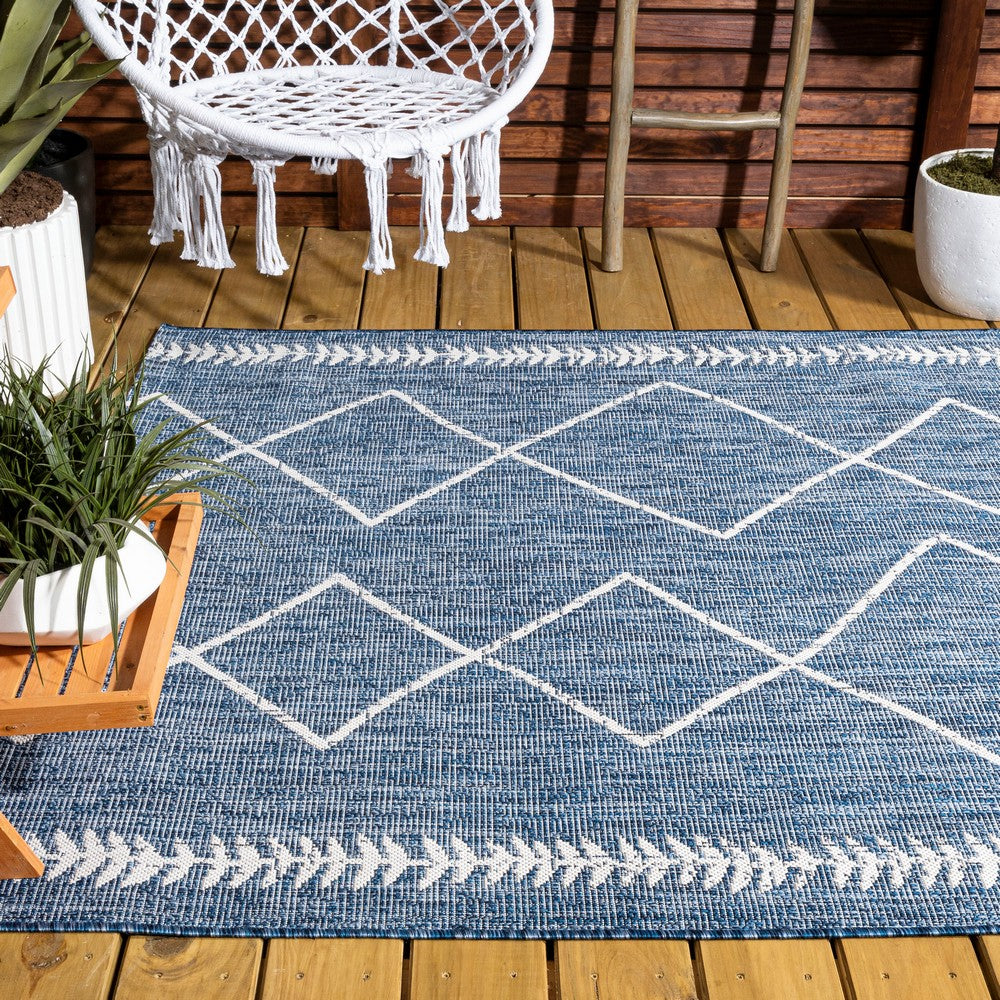 Gandra Derya Tribal Diamond Trellis Indoor/Outdoor Area Rug