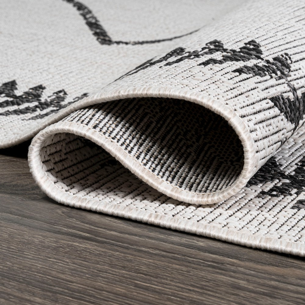 Gandra Derya Tribal Diamond Trellis Indoor/Outdoor Area Rug