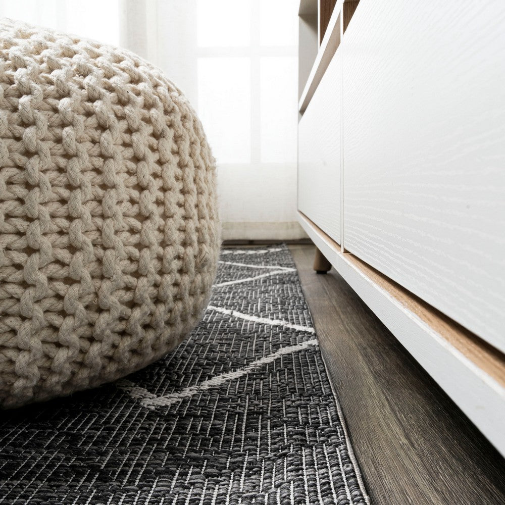 Gandra Derya Tribal Diamond Trellis Indoor/Outdoor Area Rug