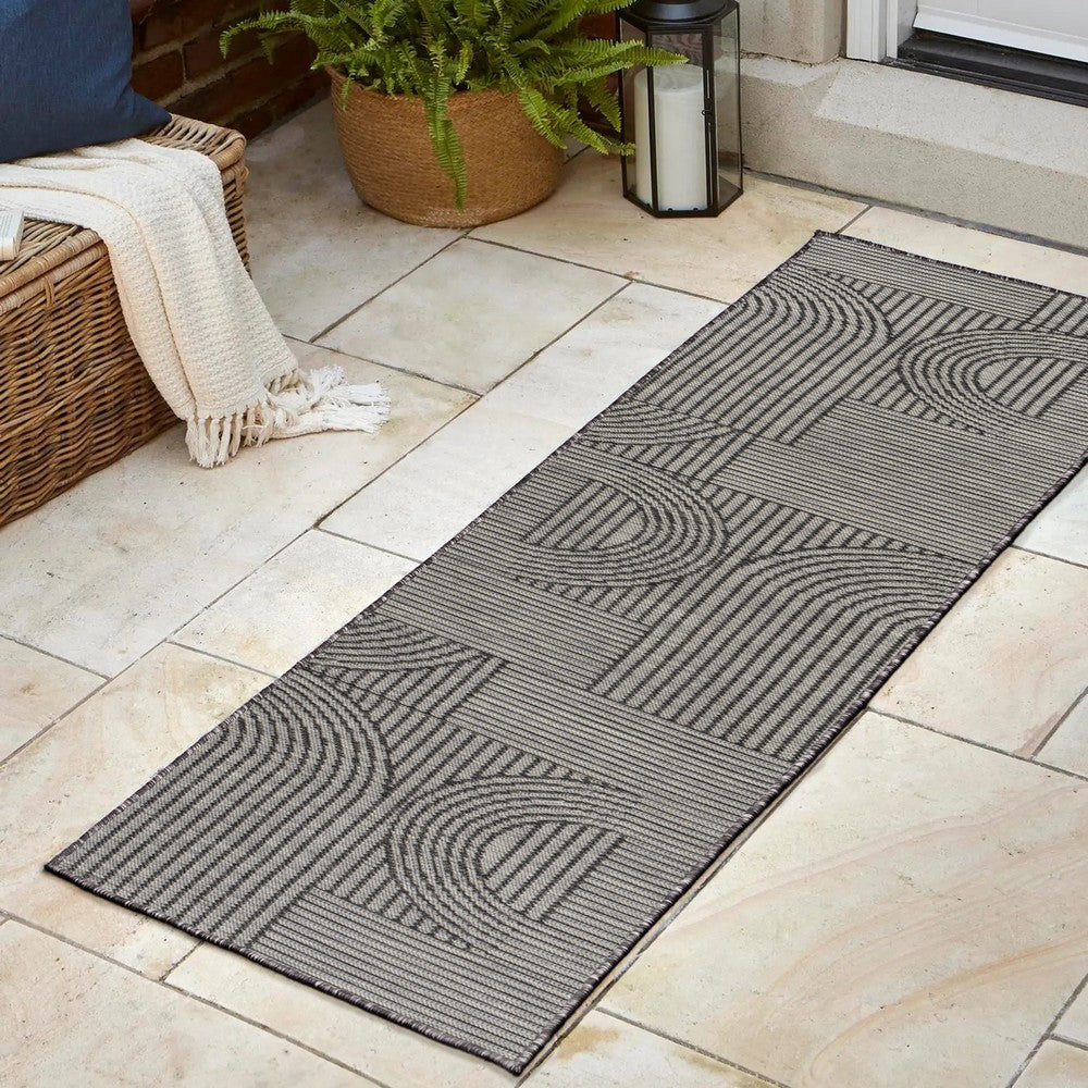Leah Mid-Century Modern Arch Stripe Reversible Machine-Washable Indoor/Outdoor Area Rug