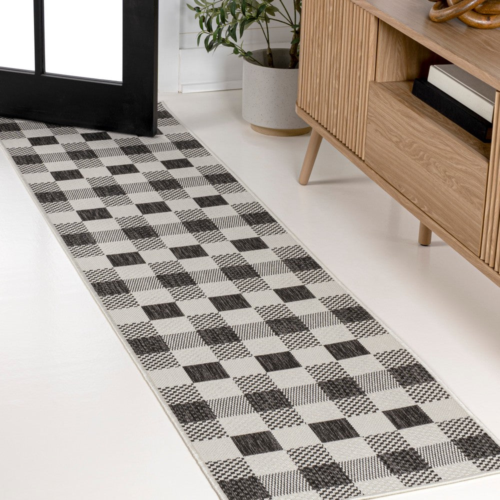 Courtyard Traditional Geometric Bold Gingham Indoor/Outdoor Area Rug