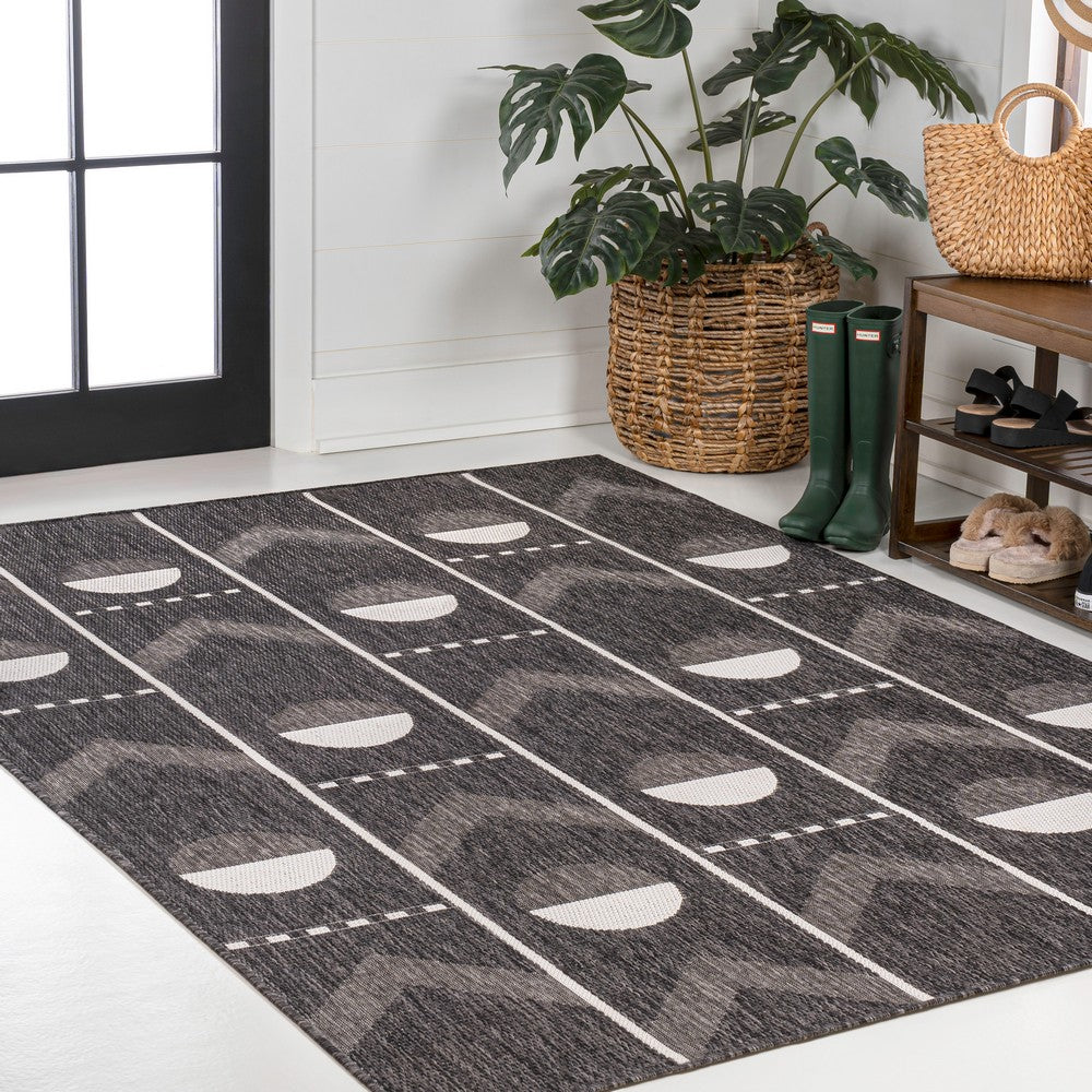 Blair Modern Geometric Indoor/Outdoor Area Rug