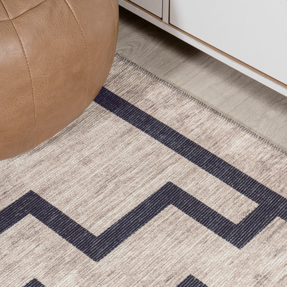Townsend Minimalist Medallion Machine-washable Area Rug