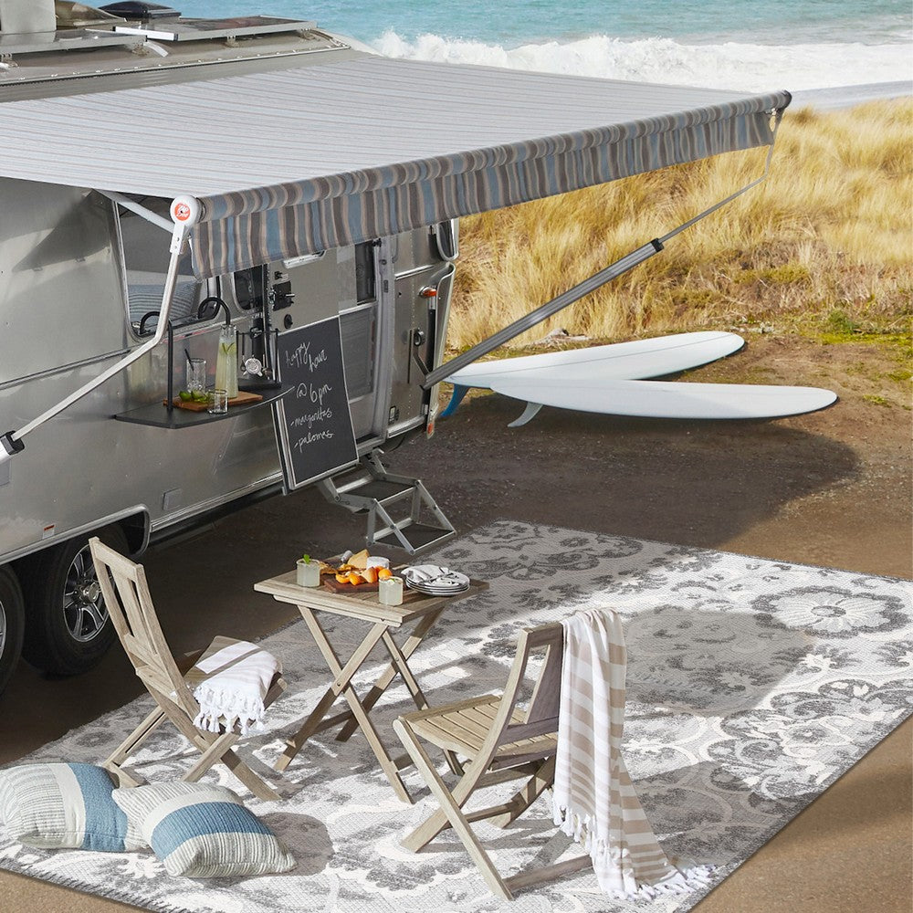 Wellington Lucena Modern Medallion High-Low Area Rug