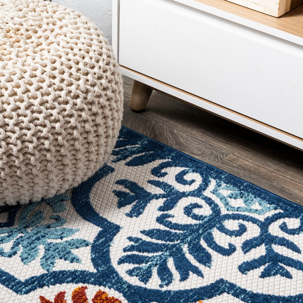 Hamilton Cassis Ornate Ogee Trellis Indoor/Outdoor Area Rug