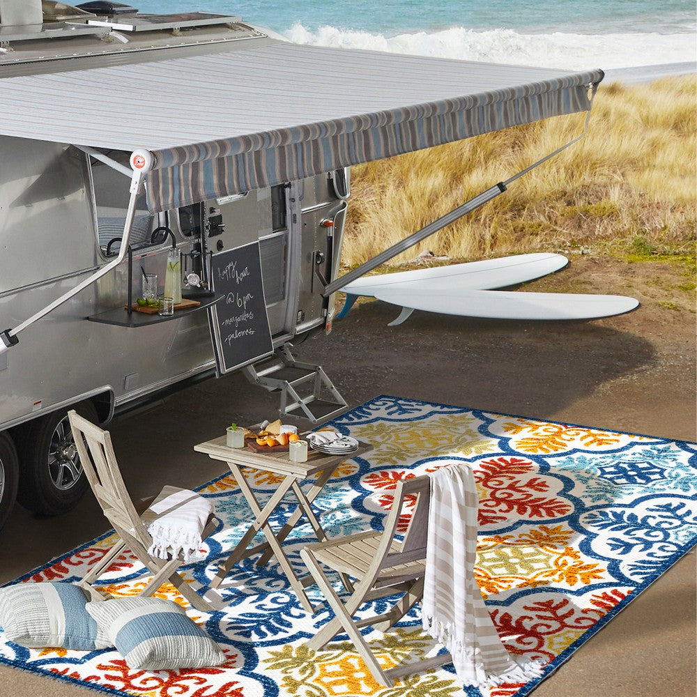 Hamilton Cassis Ornate Ogee Trellis Indoor/Outdoor Area Rug