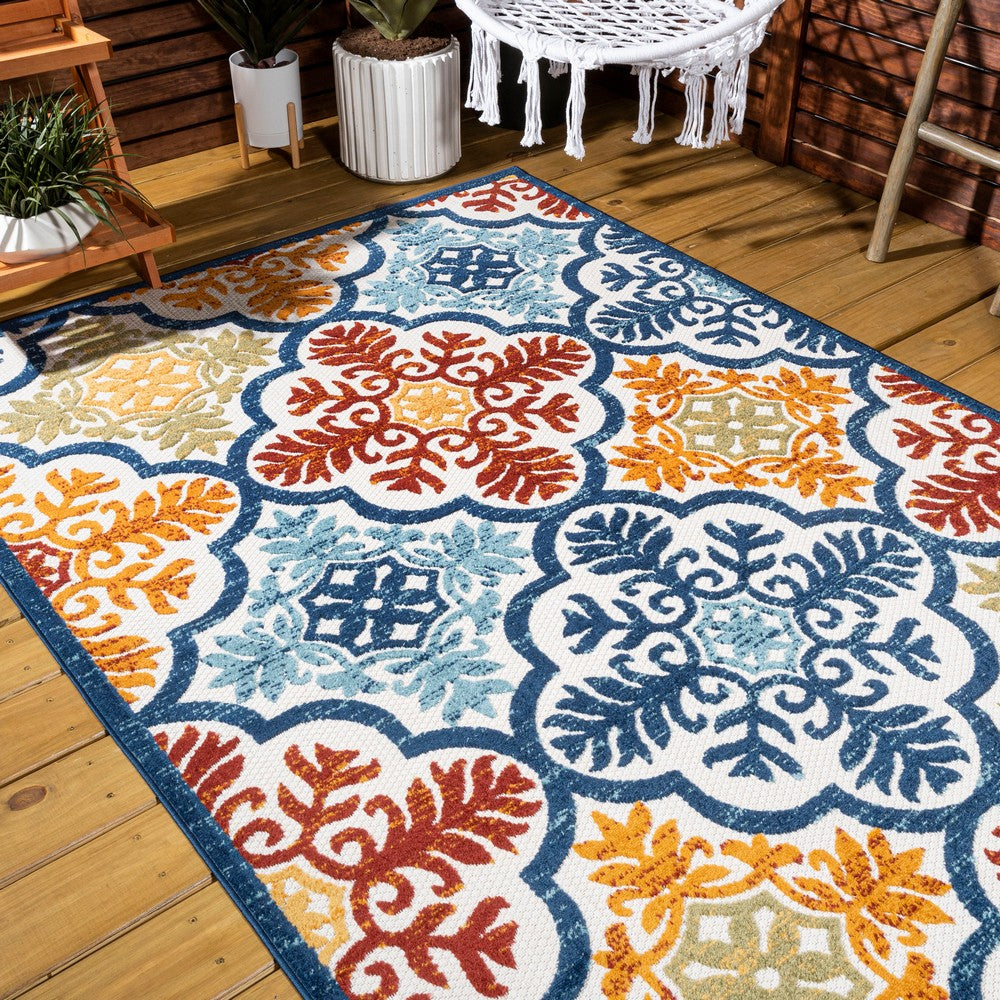 Hamilton Cassis Ornate Ogee Trellis Indoor/Outdoor Area Rug