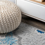 Hamilton Cassis Ornate Ogee Trellis Indoor/Outdoor Area Rug