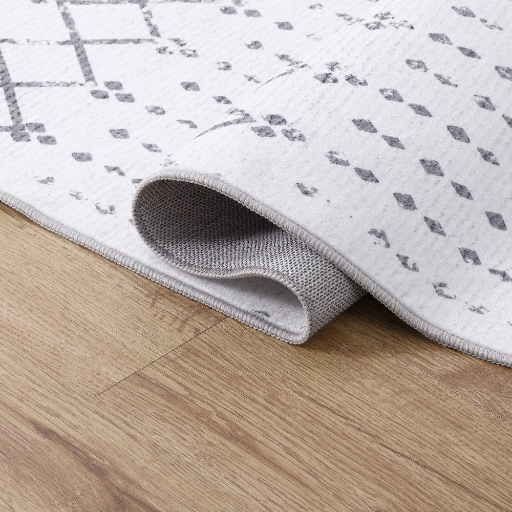 Selvino Moroccan Diamond Trellis Machine-washable Area Rug