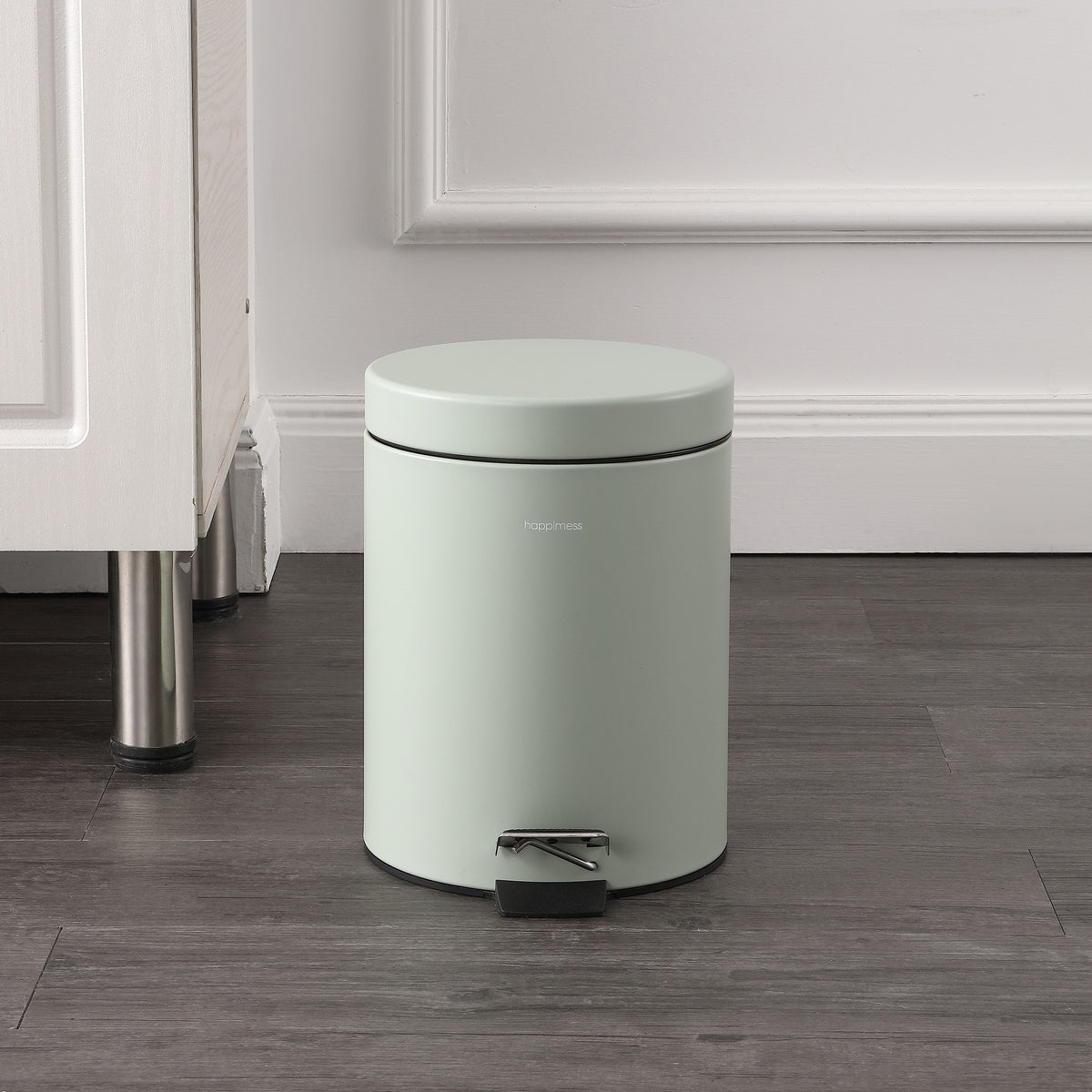 Leo 8-Gallon Step-Open Trash Can with FREE Mini Trash Can