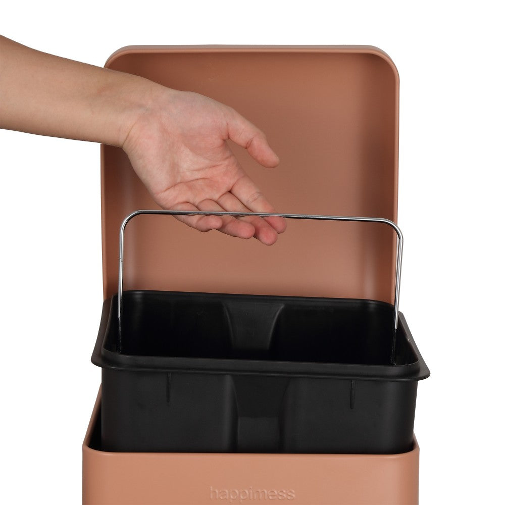 Betty Retro 30 Liters/8 Gallon Trash Can