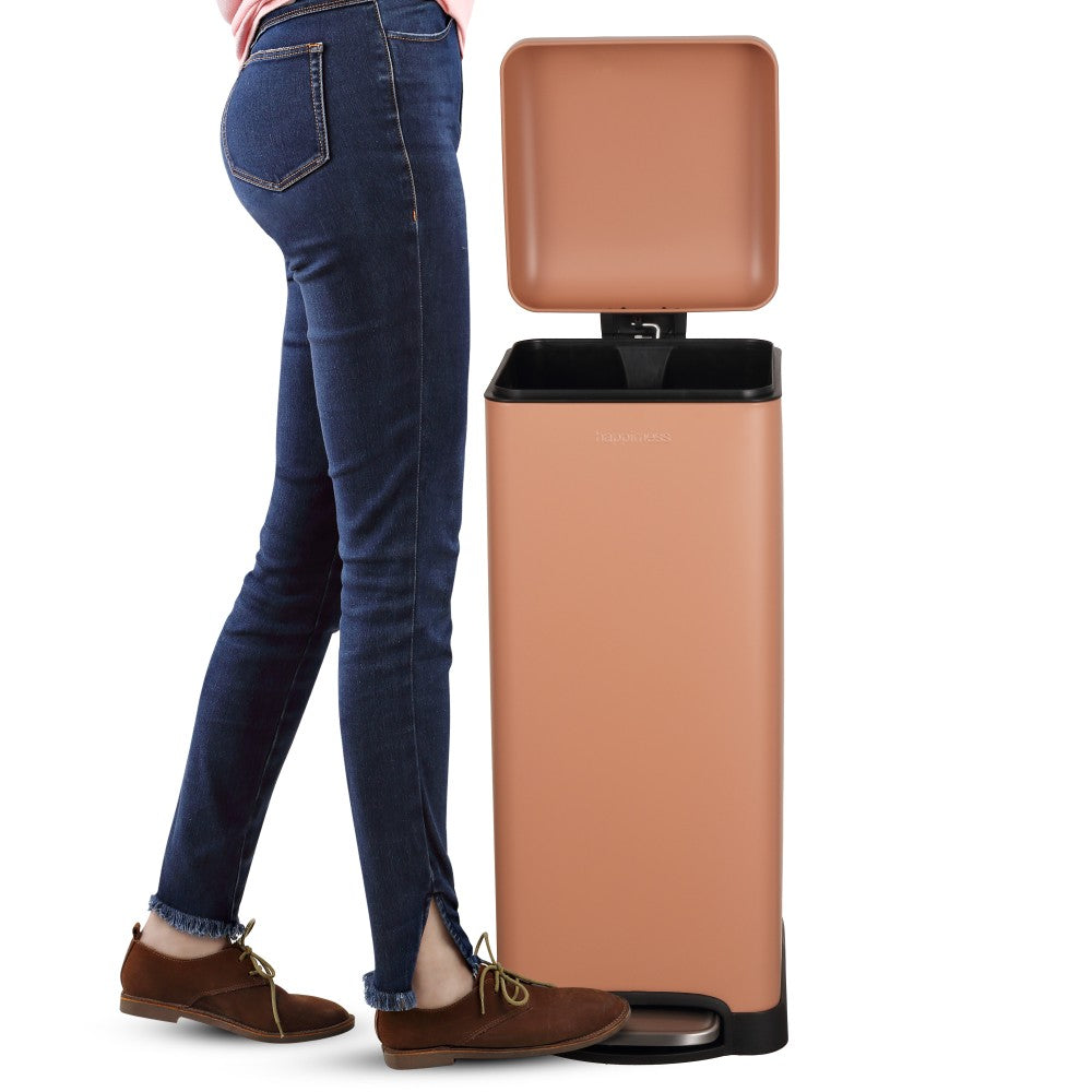 Betty Retro 30 Liters/8 Gallon Trash Can