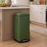 Betty Retro 30 Liters/8 Gallon Trash Can