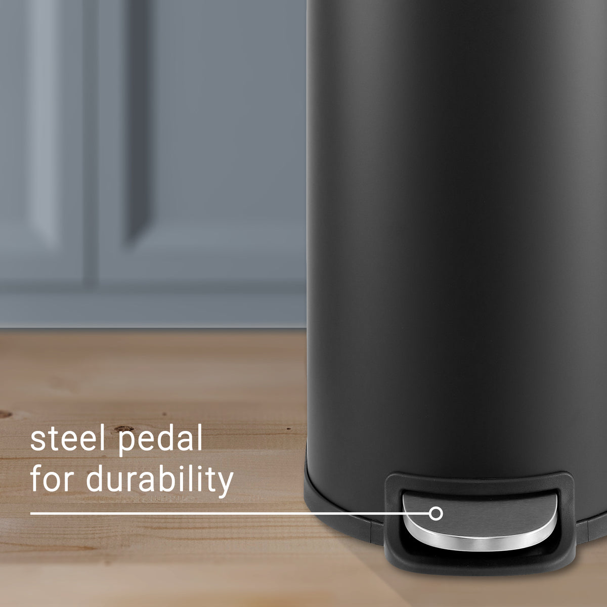 Rassol Mini 2.6-Gallon Step-Open Trash Can