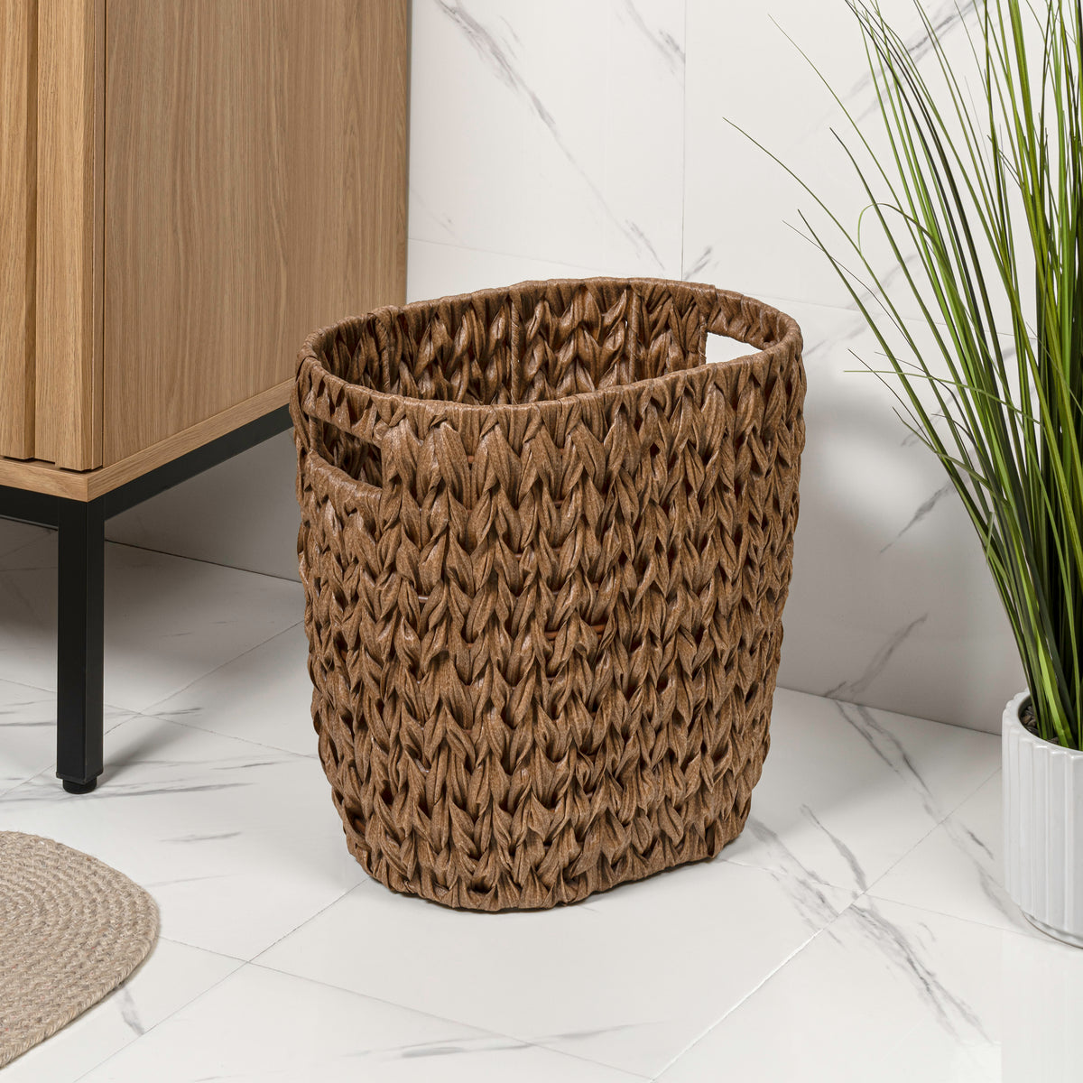 Aurelyn Contemporary Farmhouse Resin 4.5-Gallon Tapered Oval Wicker Watebasket with Handles