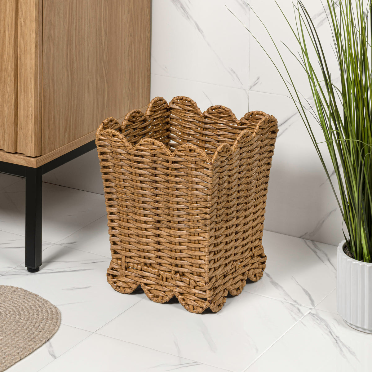 Lunaris Modern Farmhouse Resin 3.3-Gallon Tapered Square Wicker Watebasket with Scalloped Edge