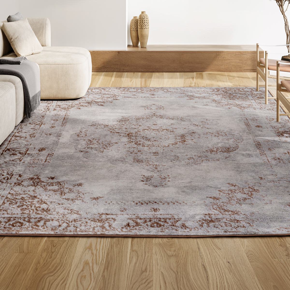 Thanlyin Rosalia Cottage Medallion Area Rug
