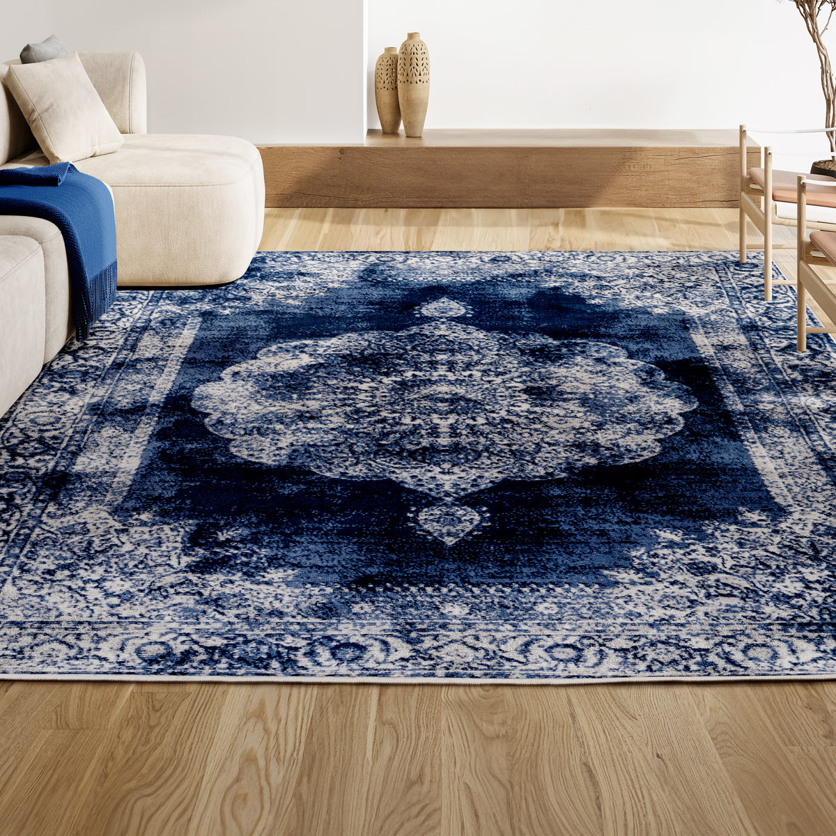 Face Cottage Medallion Area Rug