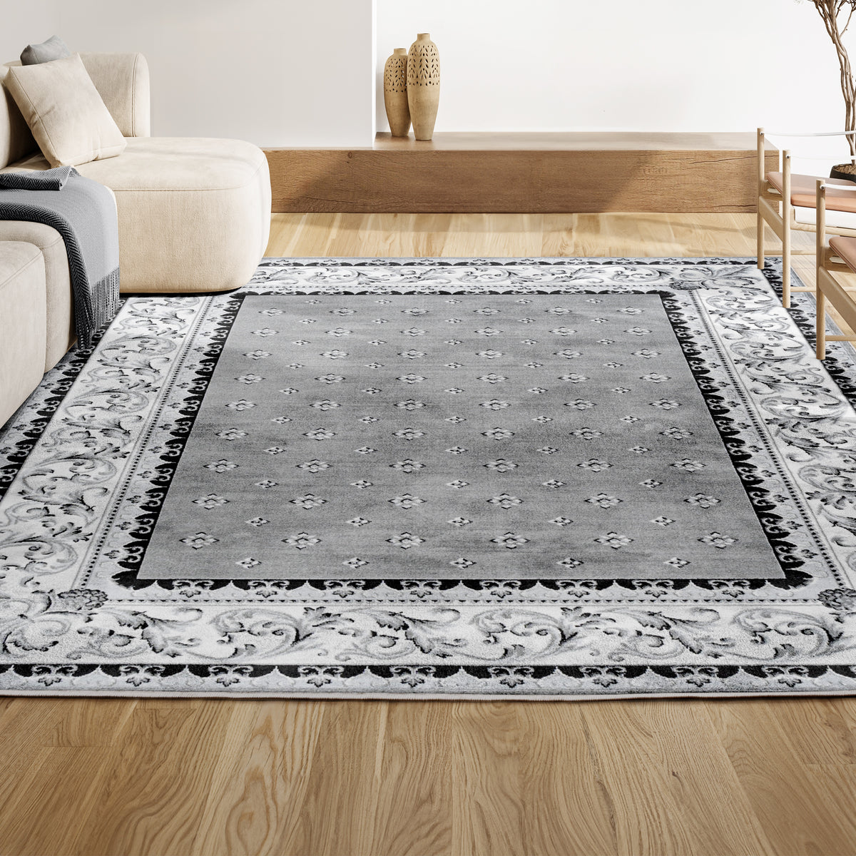 Luanza Acanthus French Border Area Rug