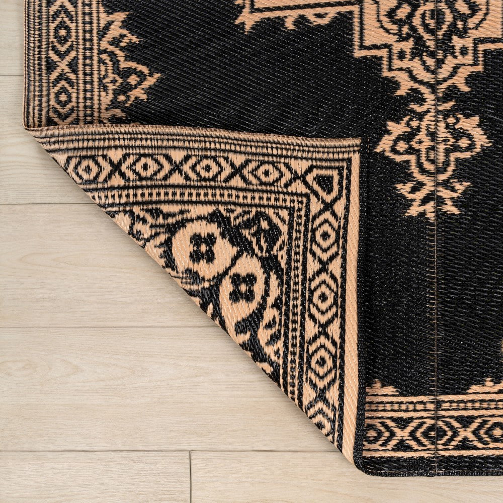 Stonegrove Medallion Border Foldable Waterproof Reversible Plastic Straw Area Rug