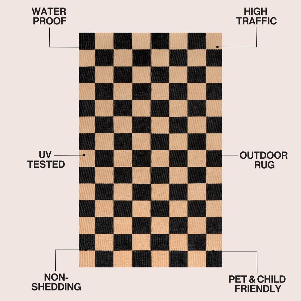 Wildterra Geometric Checker Foldable Waterproof Reversible Plastic Straw Area Rug