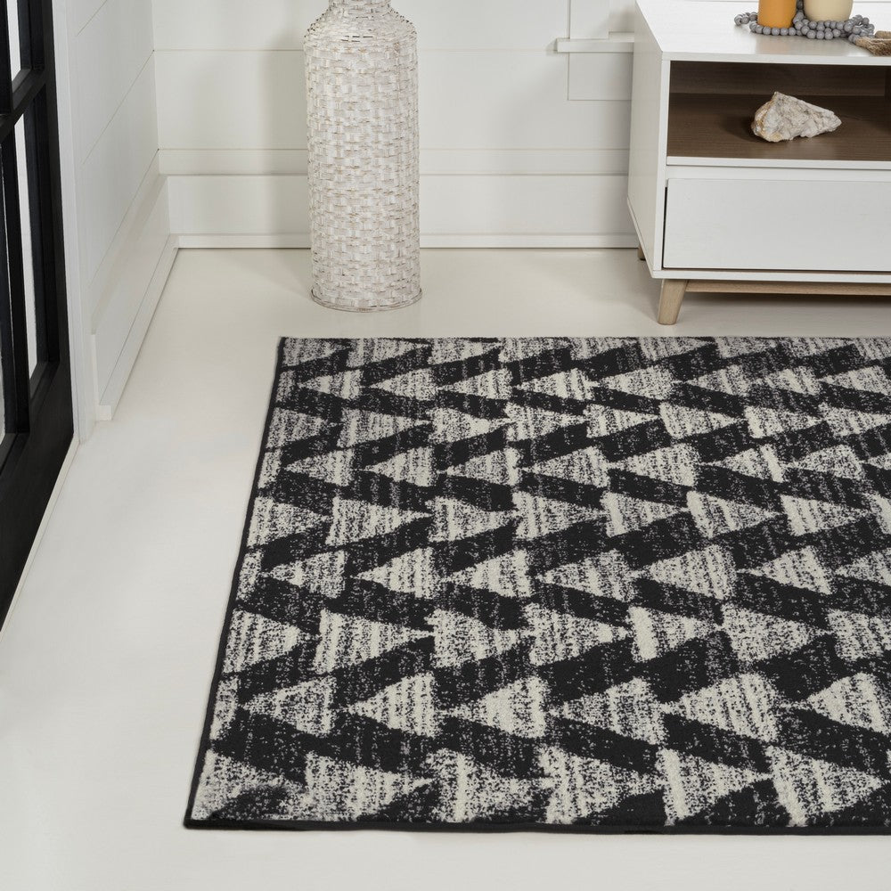 Tonga Aisha Moroccan Triangle Geometric Area Rug