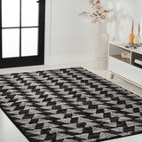 Tonga Aisha Moroccan Triangle Geometric Area Rug