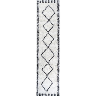Whangarei Calvia Moroccan Diamond Shag Area Rug